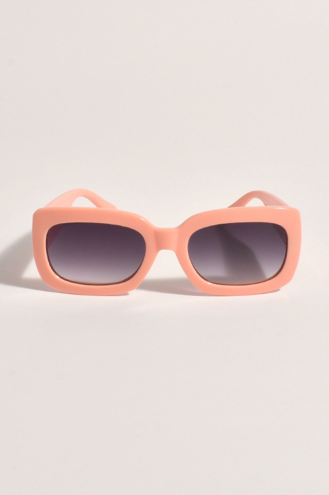 Londons Calling Peach Sunglasses Main image