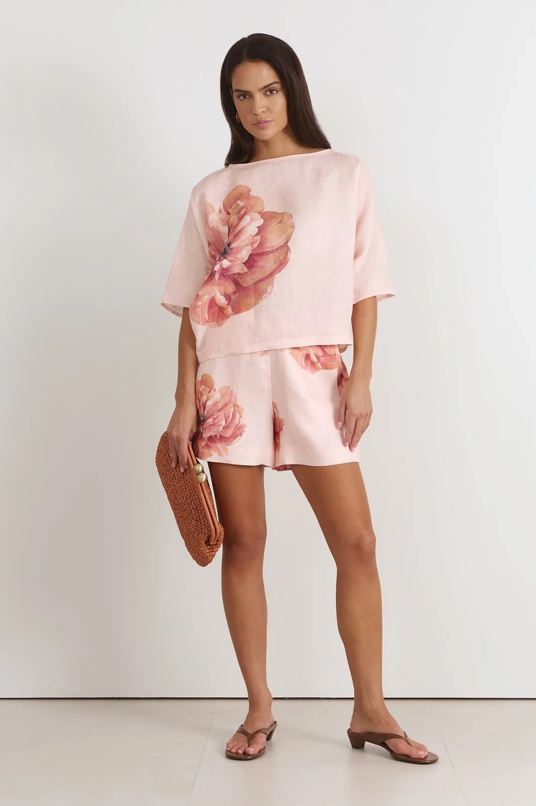 Adorne Trinity Linen Piccadilly Shorts Secondary image