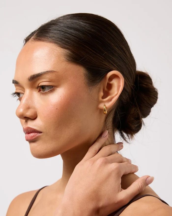 Milla Hart Asta Huggie Earrings Gold