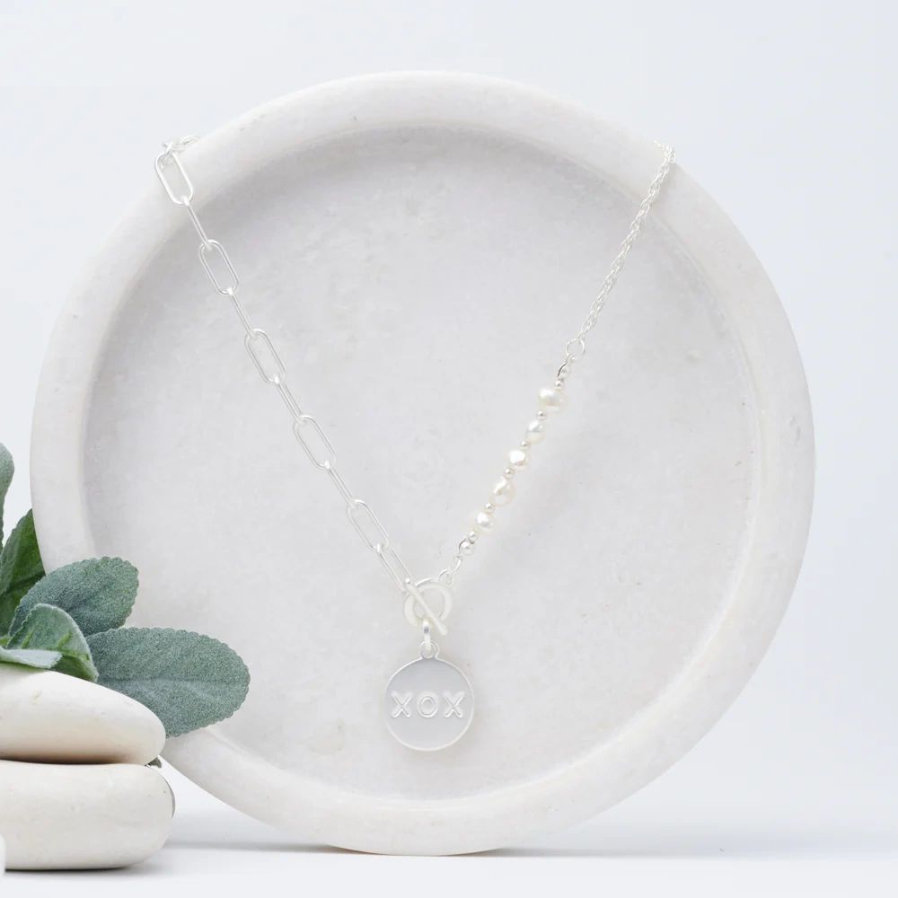 Short XOX Necklace- Assorted
