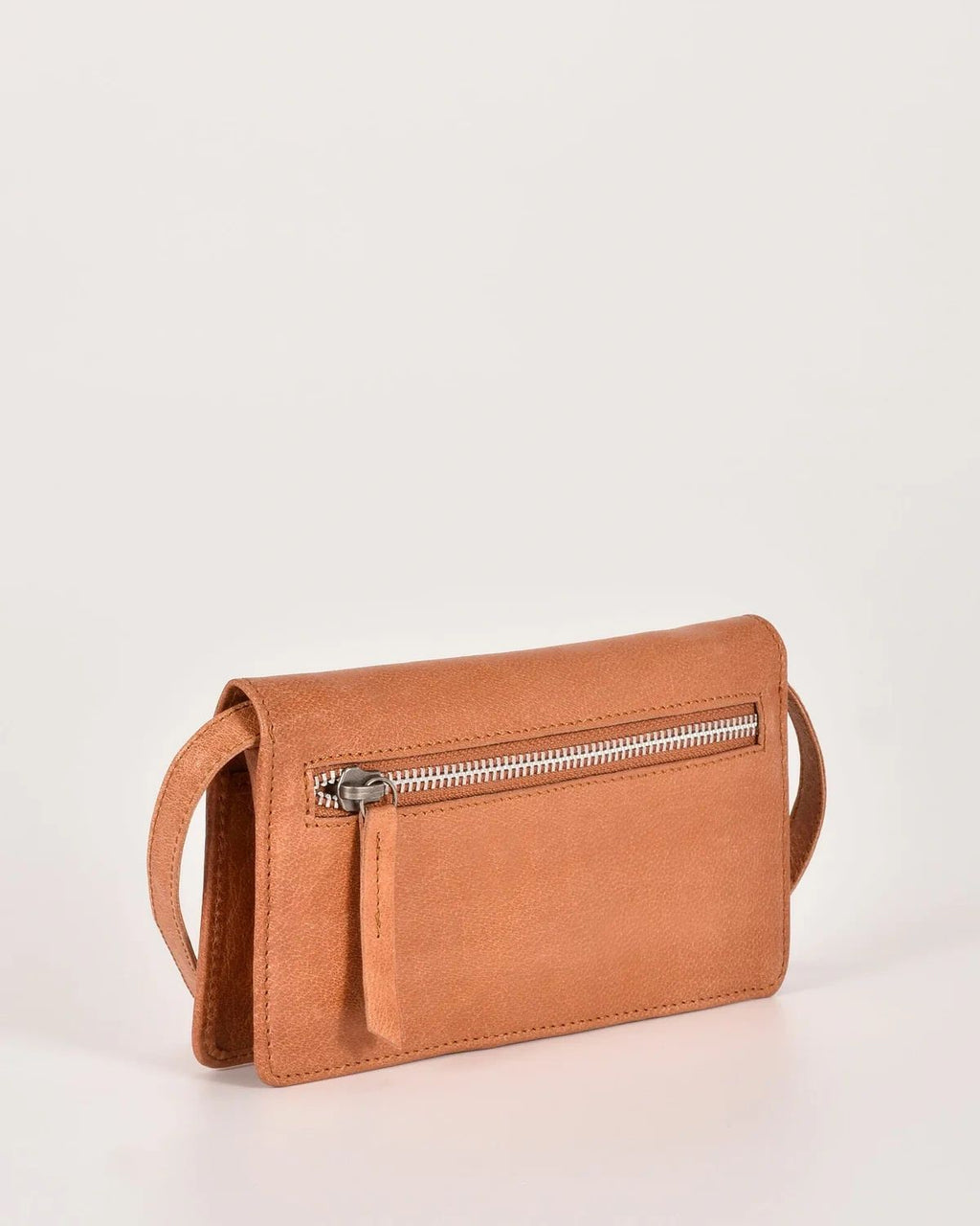 Cobb and Co Stirling Smart Phone Leather Tan Crossbody