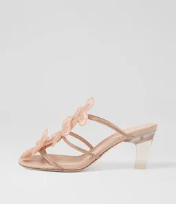 Django and Juliette Favora Heel