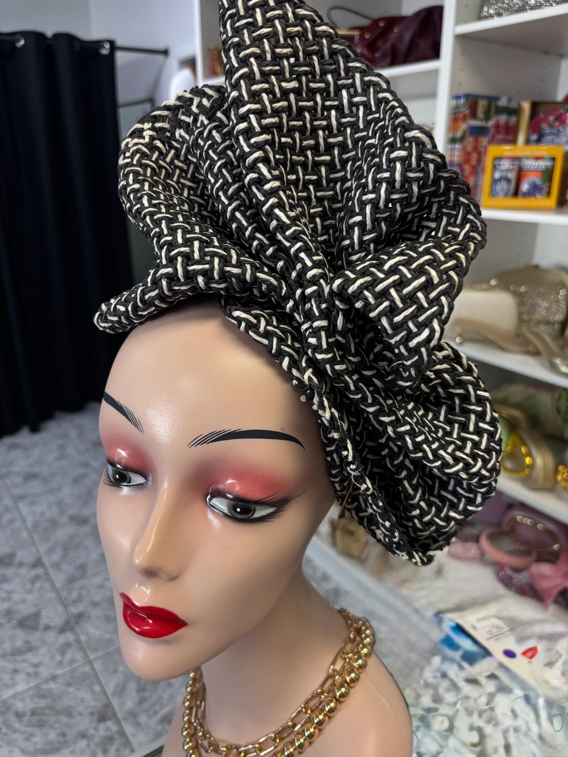 Black and White Large Wavy Headband Secondary image