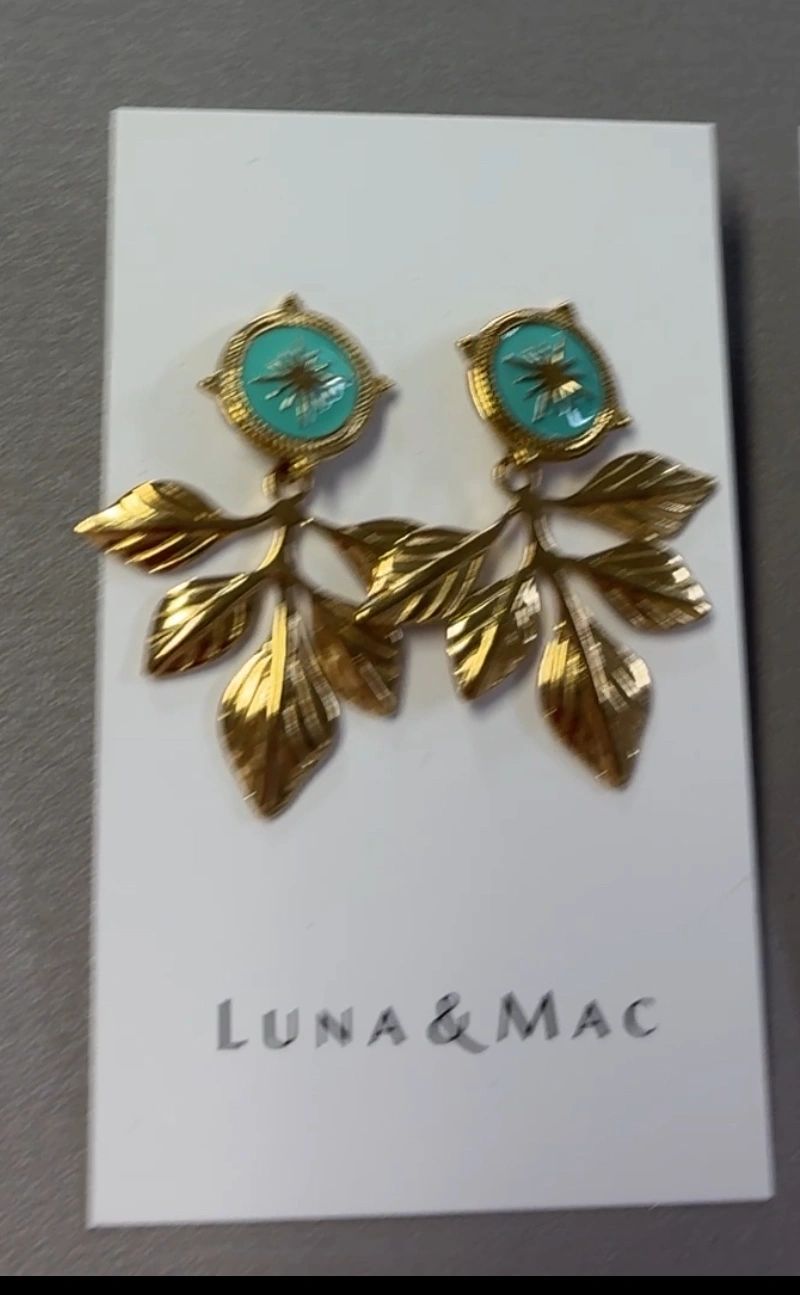 Roman Star Studs Asst Colours