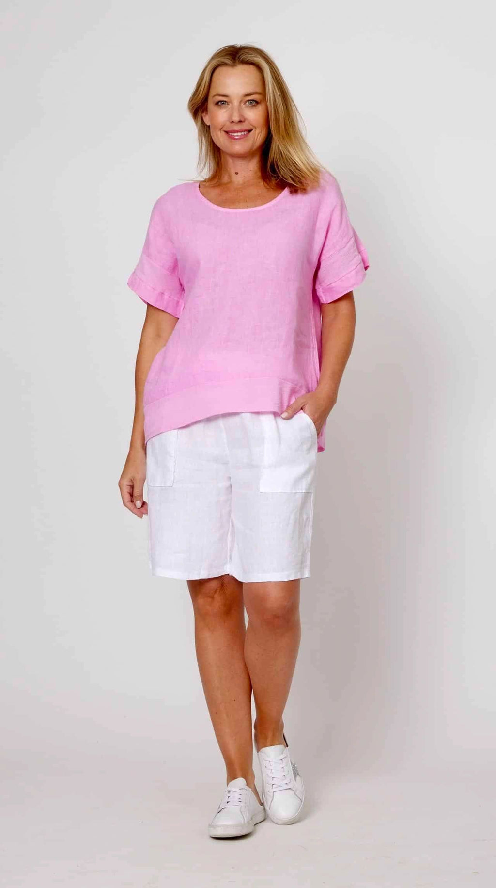 La Strada White Linen Shorts