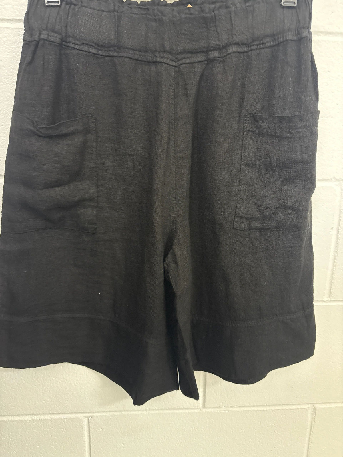 Black Linen Shorts Main image
