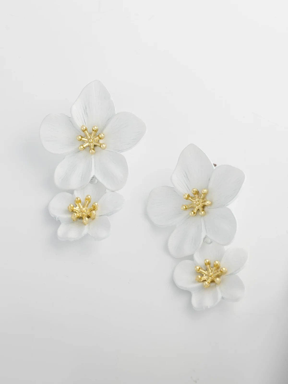 Florina Earrings Main image