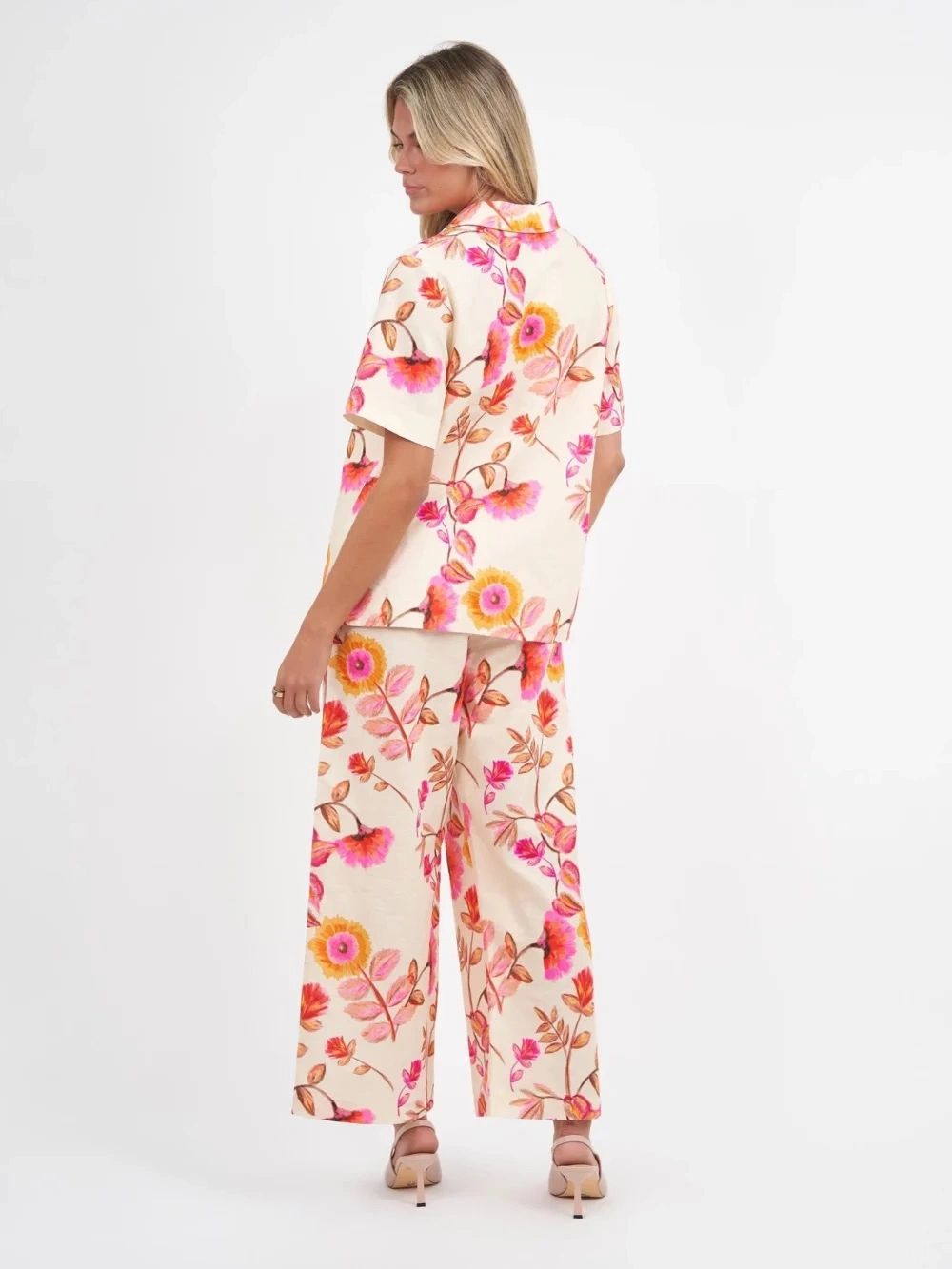 Tie V Neck Print Set Secondary image