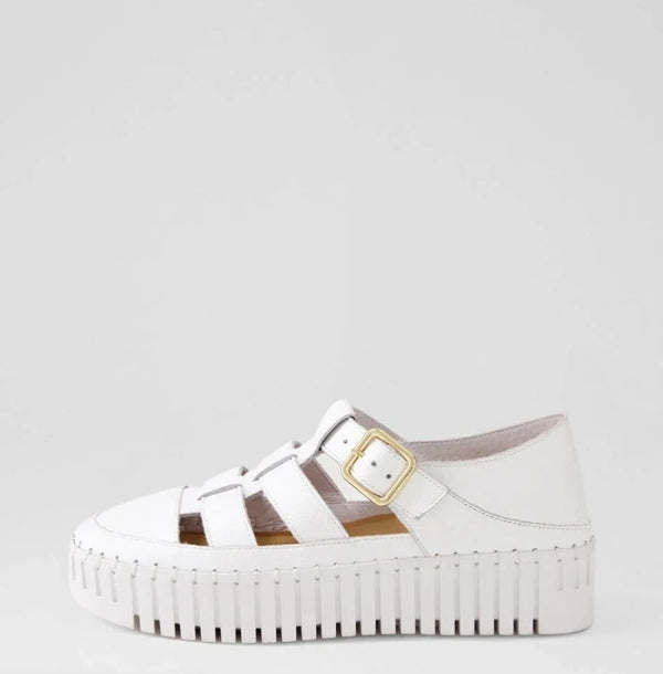 Django and Juliette Baytown White Leather Flat Shoes