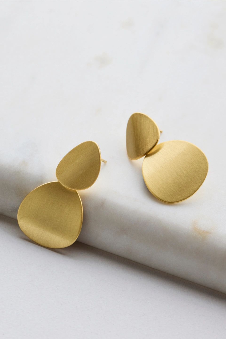 Frankie Earrings Gold Main image