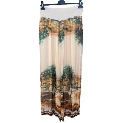 Italian Silk Set Secondary image