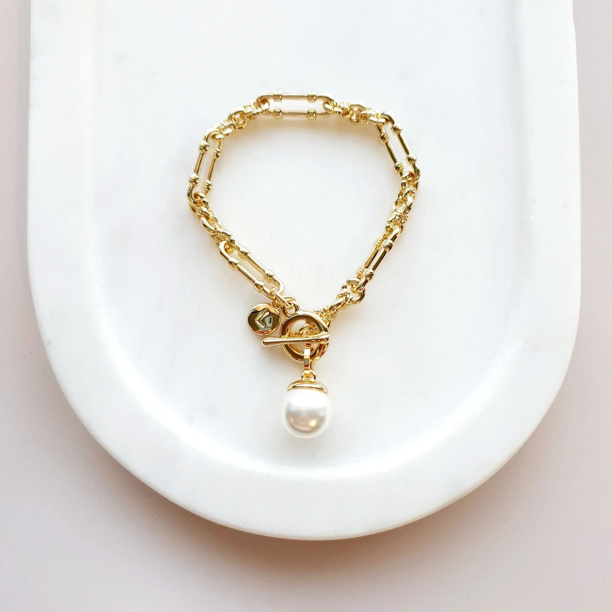 Pearl Toggle Bracelet Asst Colours