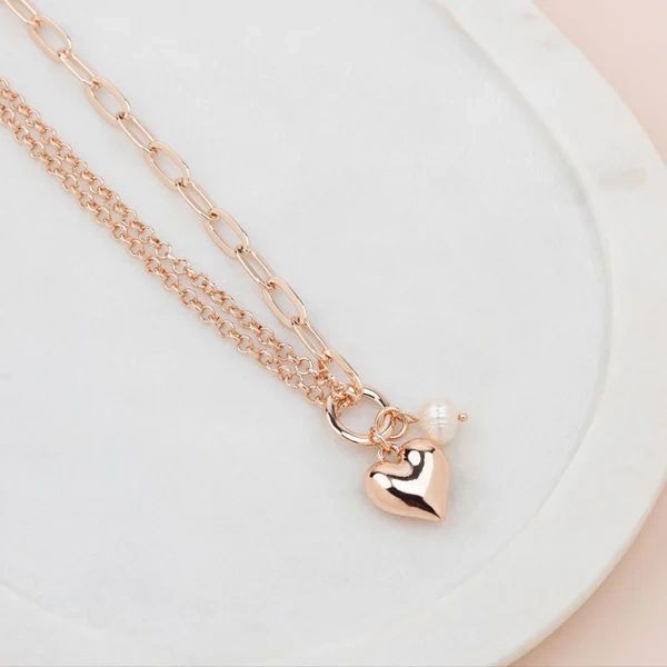 Short Rose Gold Heart Necklace Secondary image
