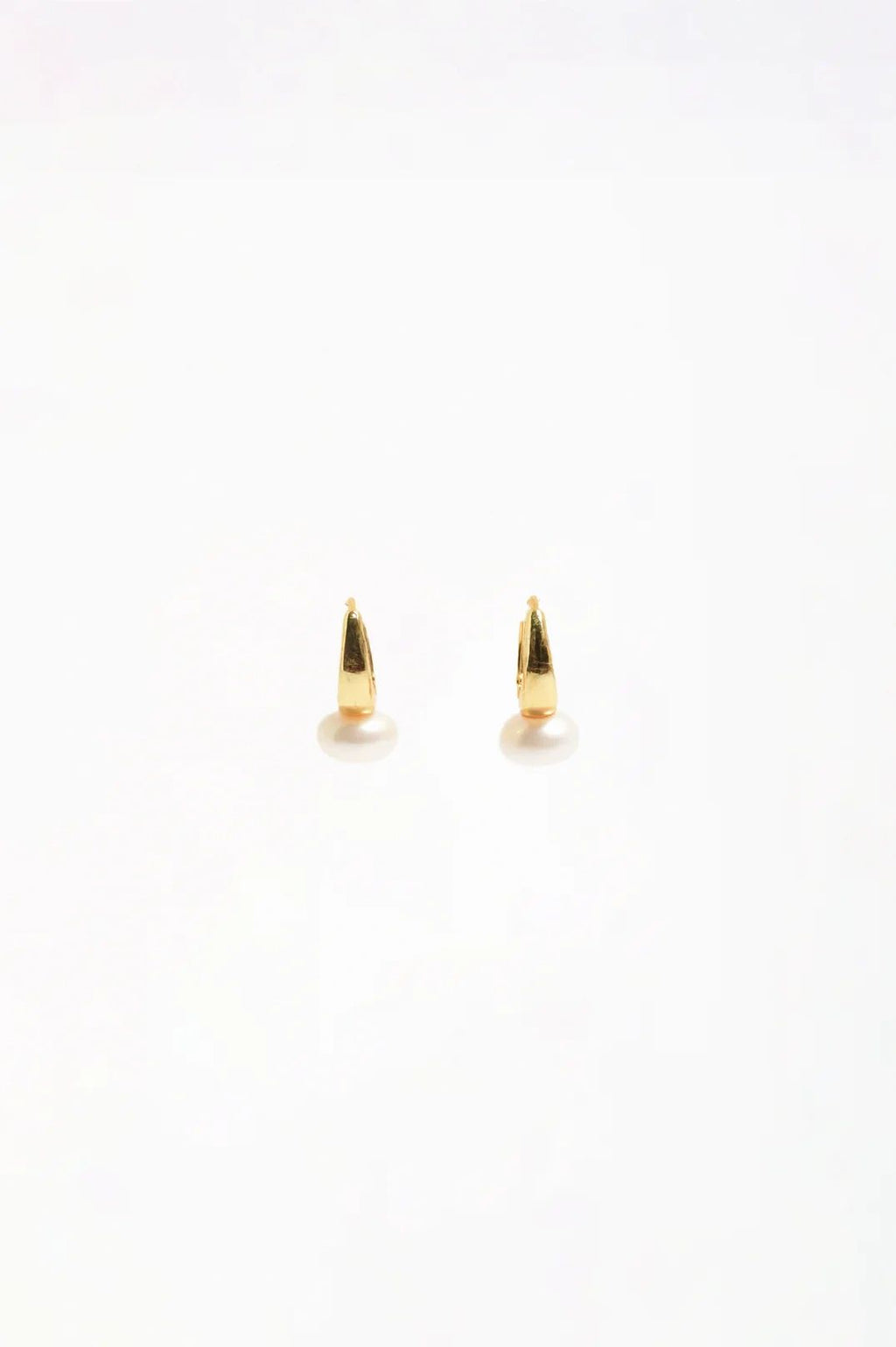 Freshwater Pearl Mini Hoops Asst Colours