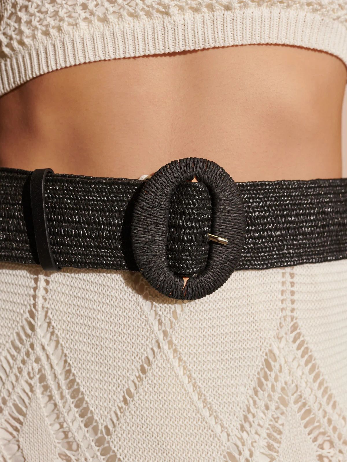 Alora Round Buckle Straw Belt Black Main image