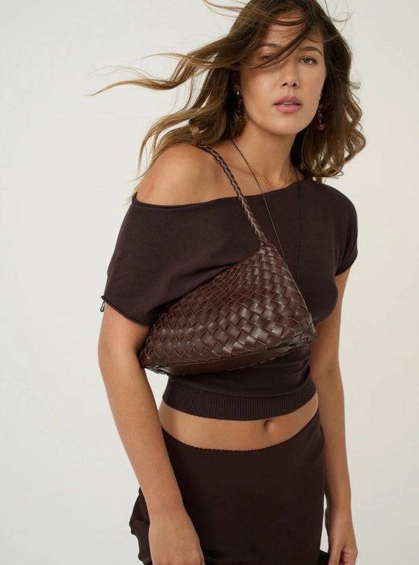 L&S Roselle Woven Shoulder Bag in Brown