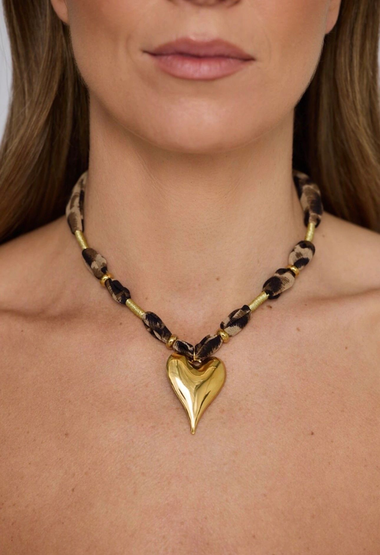 Ace Necklace Leopard Secondary image